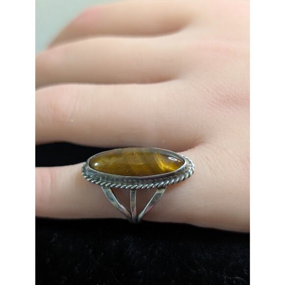 Vintage Sterling Silver Tiger's Eye Long Oval Native American Ring Size 4 - Picture 5 of 10